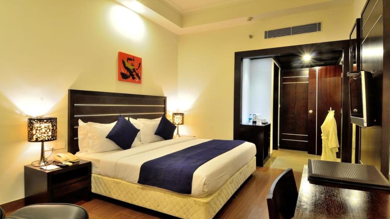 Hotel Gross Inn Near Igi Airport Yeni Delhi Dış mekan fotoğraf